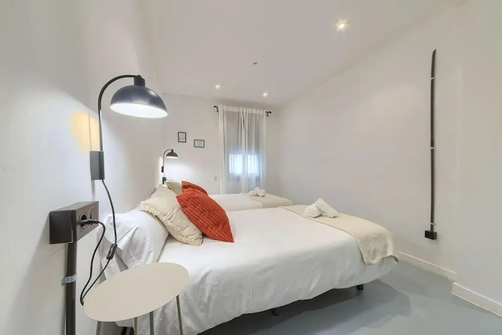 Urban Colors By Next Stop Bilbao Apartment